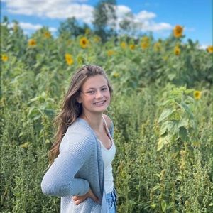 Meet your Posher, Riley